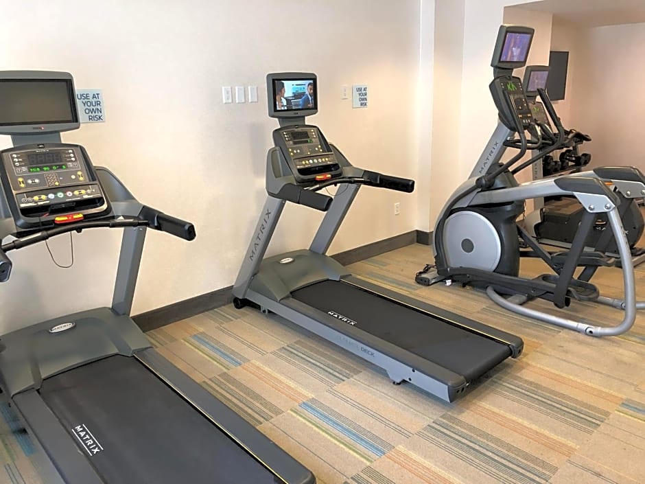 Holiday Inn Express Jacksonville Beach, an IHG Hotel