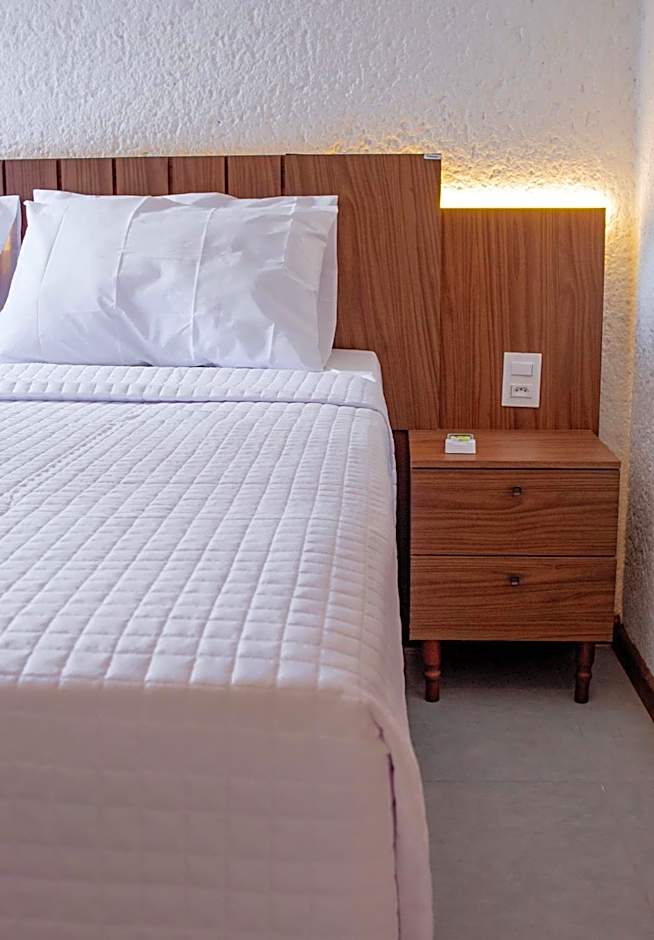 Villa Kamby Milagres by Qavi