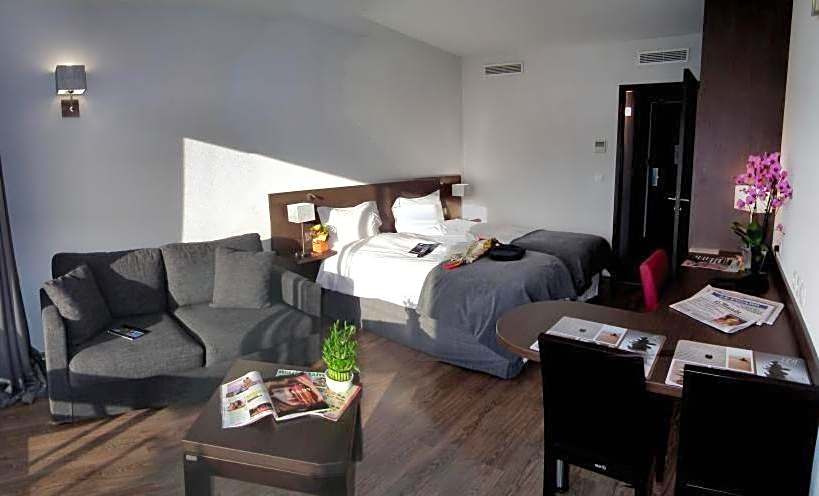 Hotel Eden Park Pau Est, avec Piscine