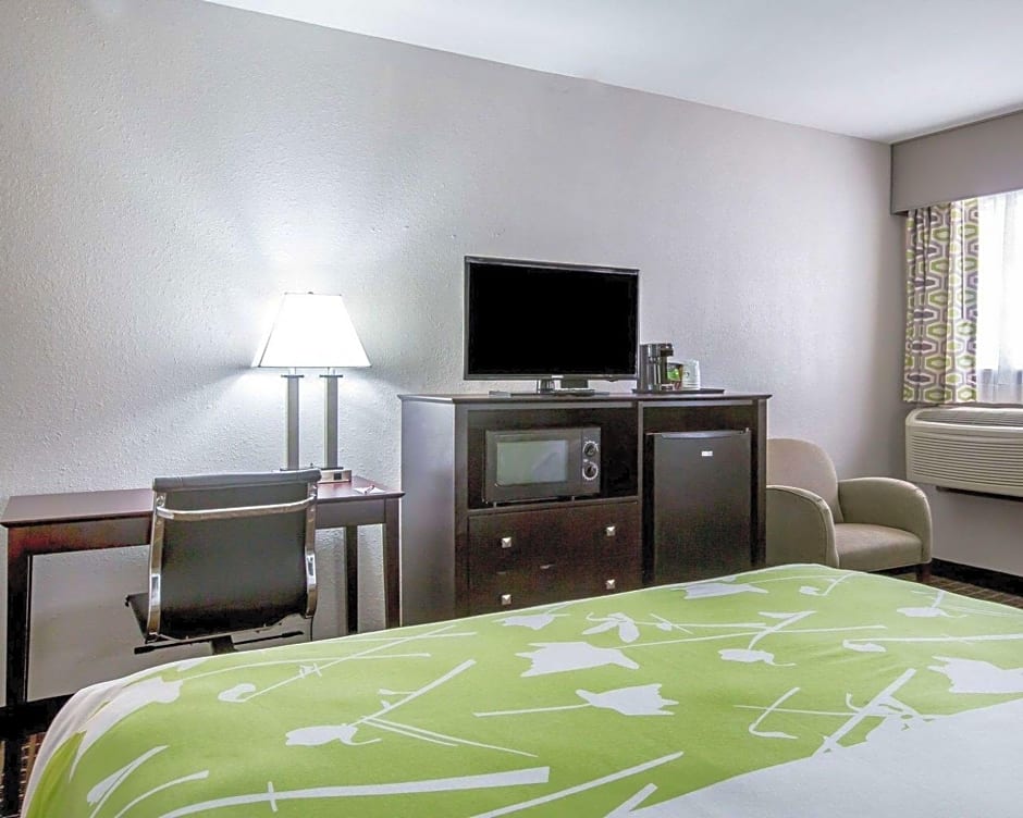 Econo Lodge Birmingham