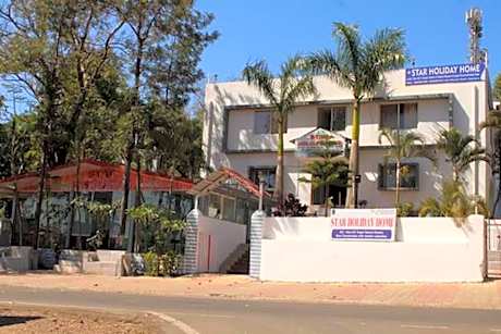 Star Holiday Homes