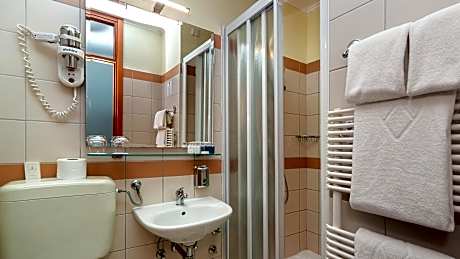 Double/twin +1 sea view with balcony