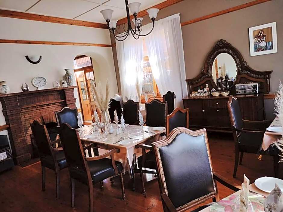 Oregon Place Guest House