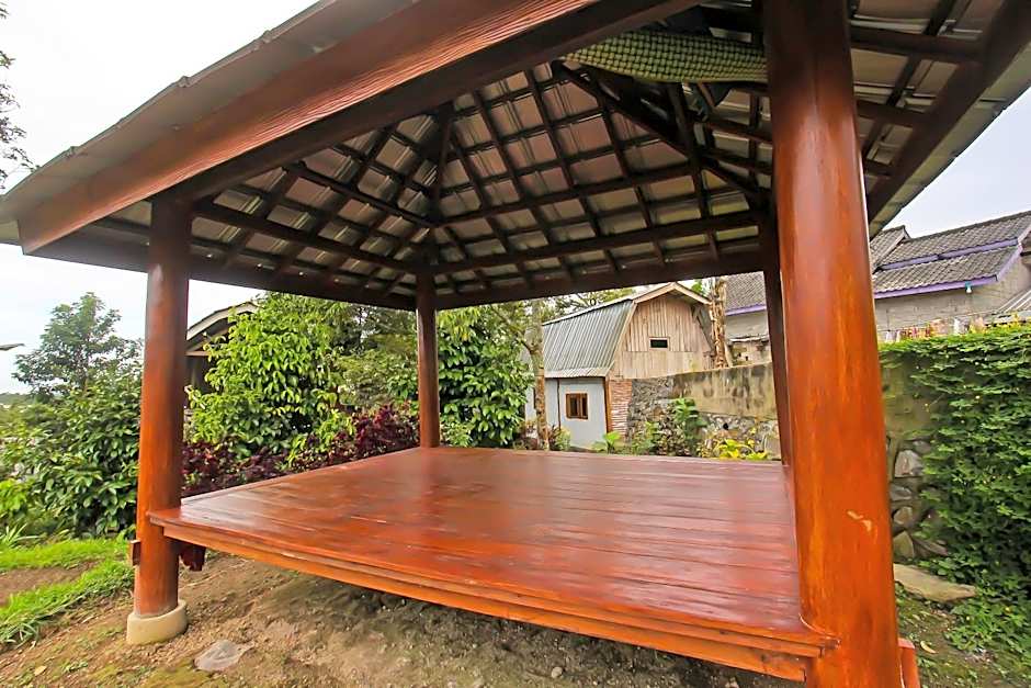 Hotel O Awenk Homestay Near SD Gunung Wakul