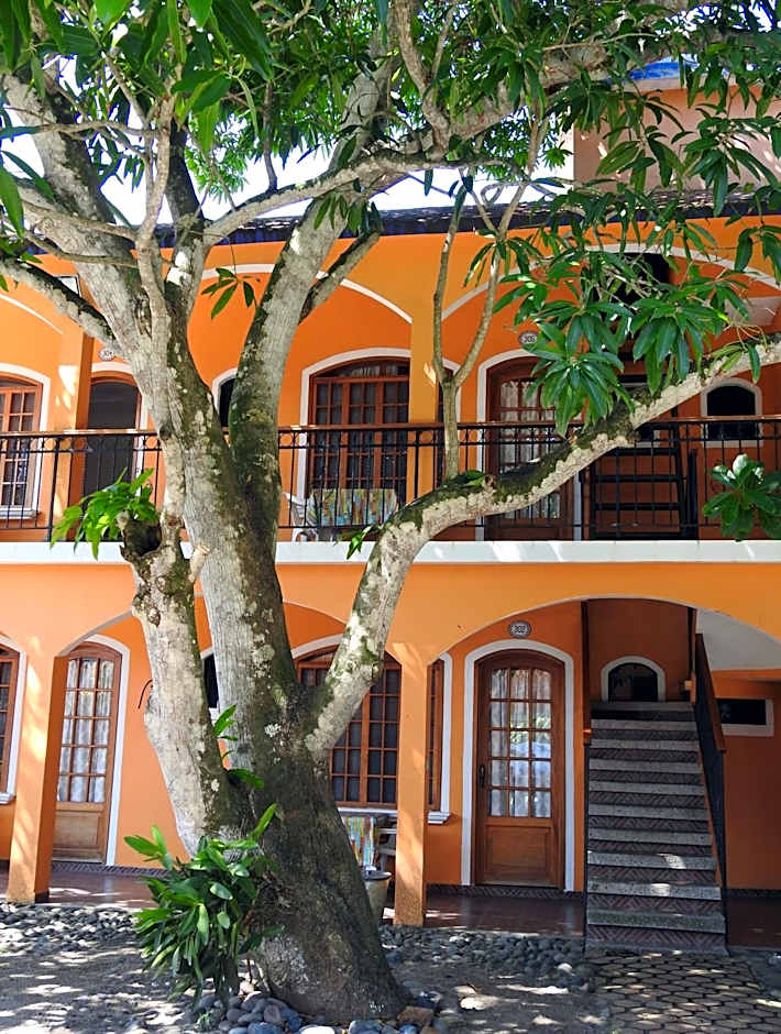 Don Luis Hostal - Sucursal Galeana - Tecolutla