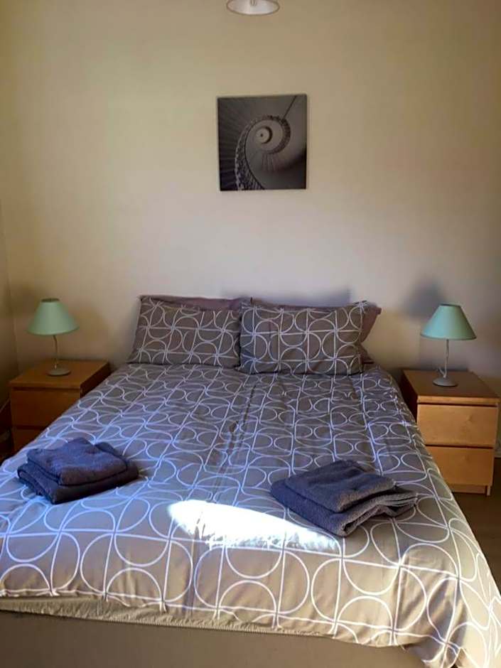 MARLEY MANSIONS APARTMENT - Clarendon