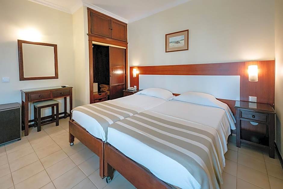 Hotel Avenida Praia