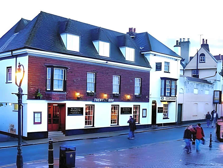 Pilgrims Hotel