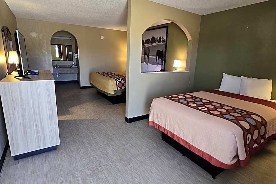 Super 8 by Wyndham Arkadelphia Caddo Valley Area