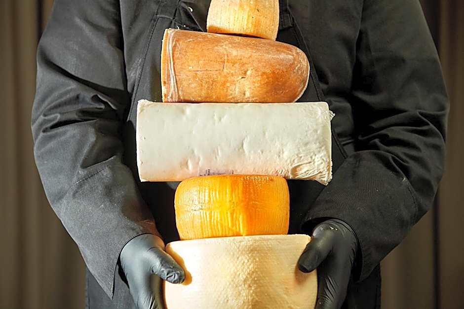 Legacy Gastro Suites