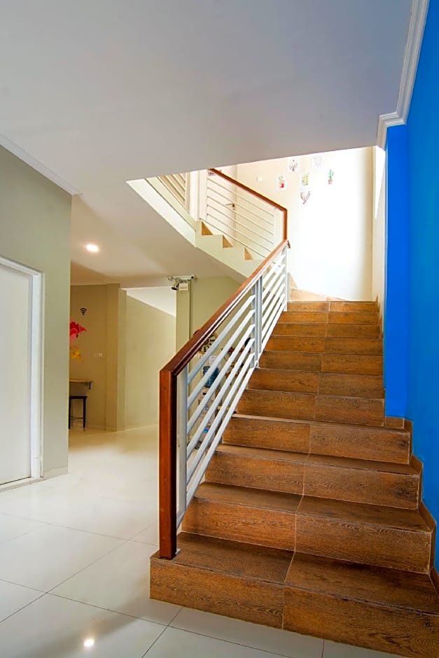 OYO 195 Stay @h Guesthouse