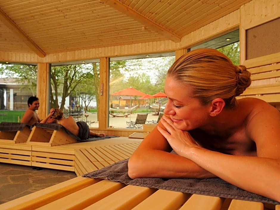 monte mare SAUNA-SPA-SPORTS-HOTEL