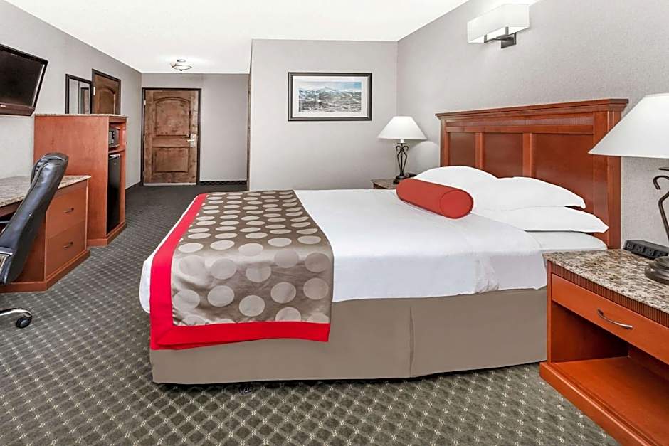 Ramada by Wyndham Frisco