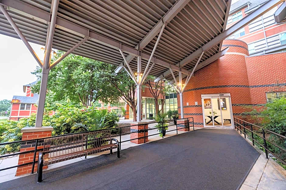 Kellogg Conference Hotel