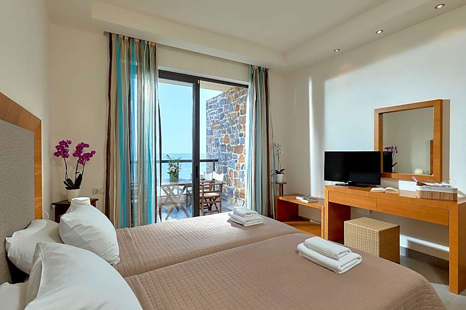 Creteco Hotel & Suites