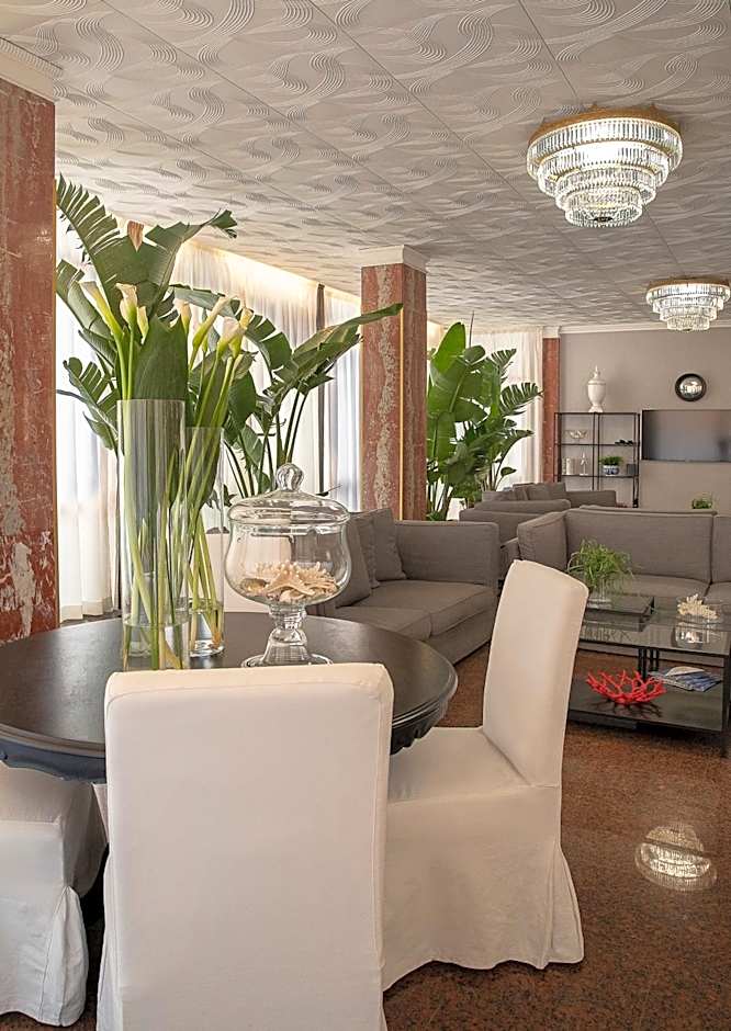 Hotel Imperial Palace