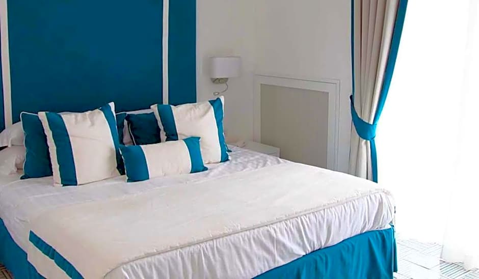 Hotel Bristol