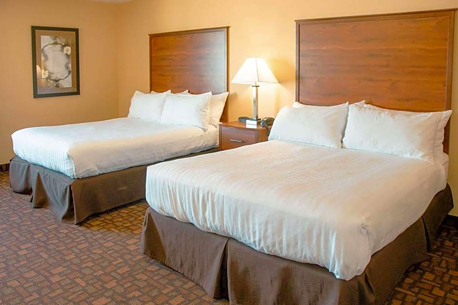 Grand Forks Lodge and Suites