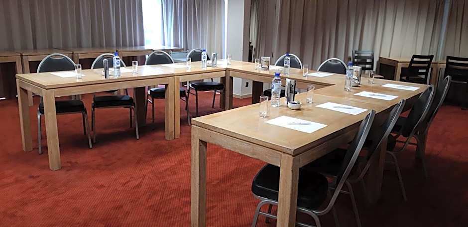 Brit Hotel Tours Sud - Le Cheops