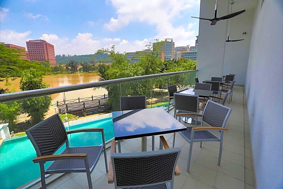 The Everly Putrajaya Hotel