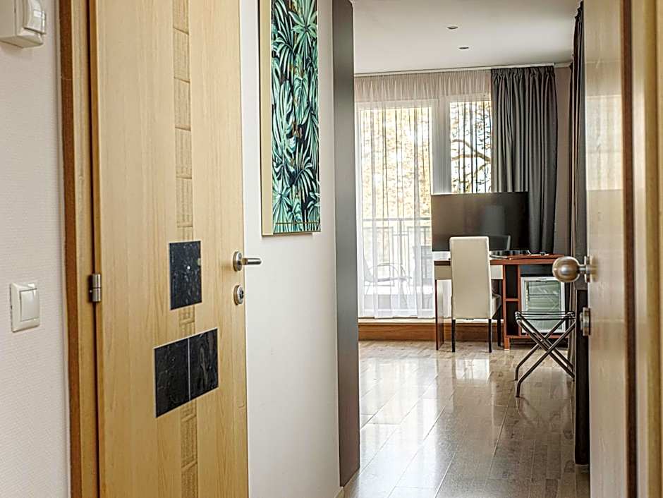 Holiday Beach Budapest Wellness Hotel with Sauna Park