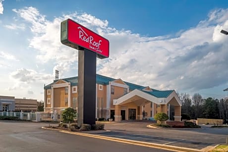 Red Roof Inn & Suites Newnan
