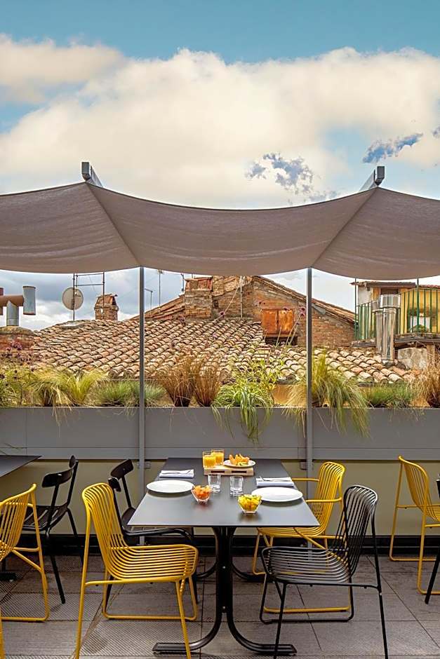 Hotel Priori Secret Garden