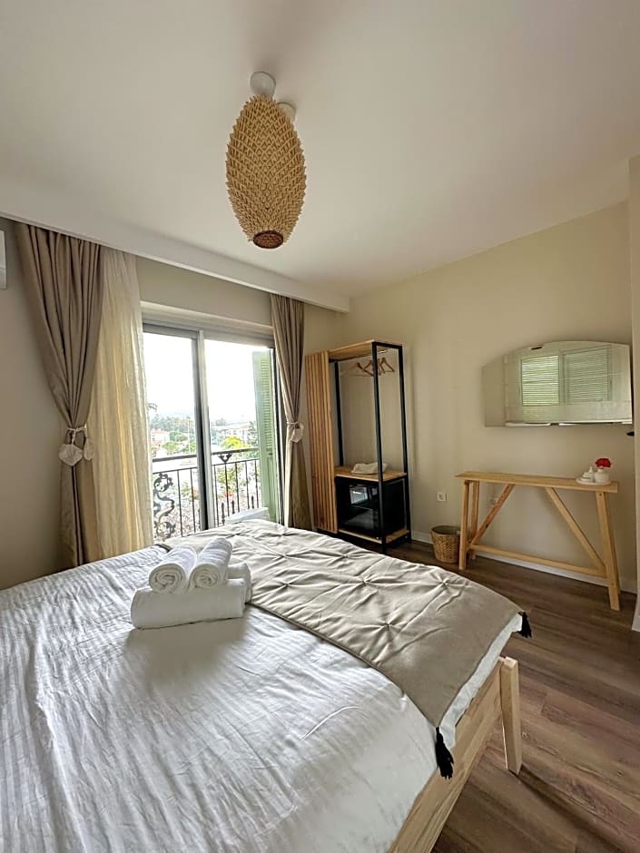 Ella Alaçatı Otel