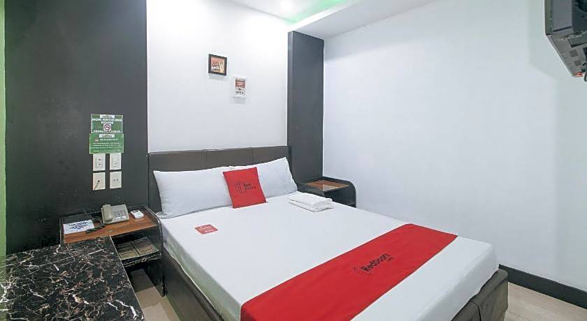 RedDoorz @ Ranchotel Bayanan Alabang