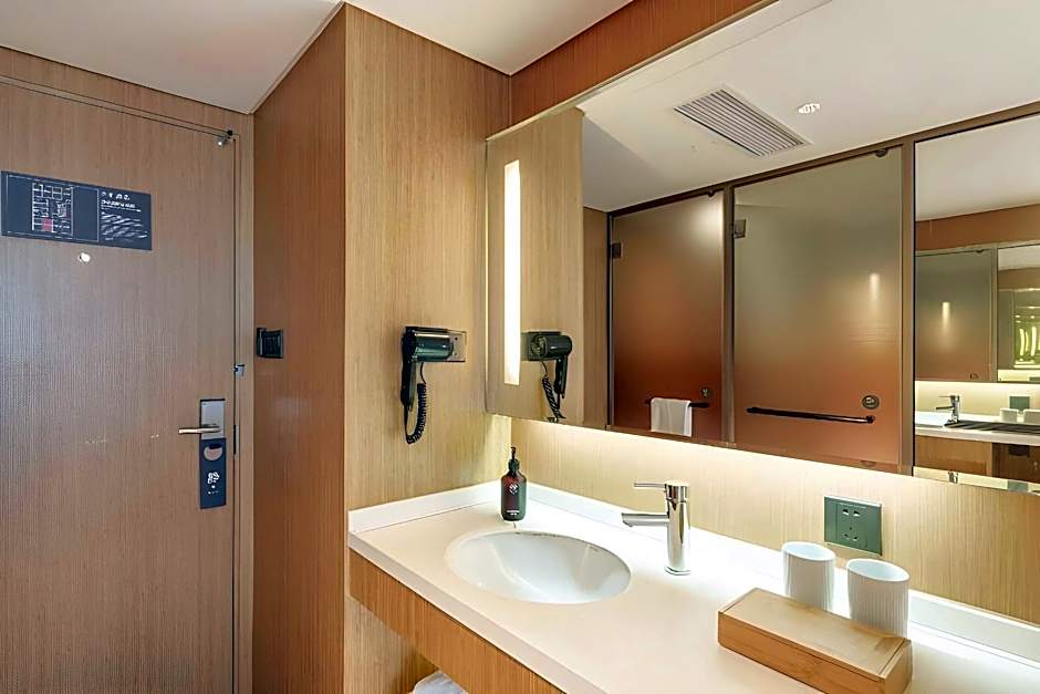 Ji Hotel Guangzhou Zhujiang New City