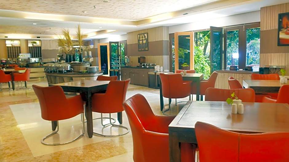 Lorin Dwangsa Solo Hotel