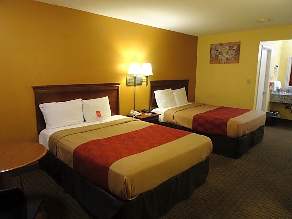Econo Lodge Fredericksburg near I-95