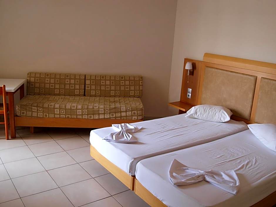 Saint Constantine Hotel