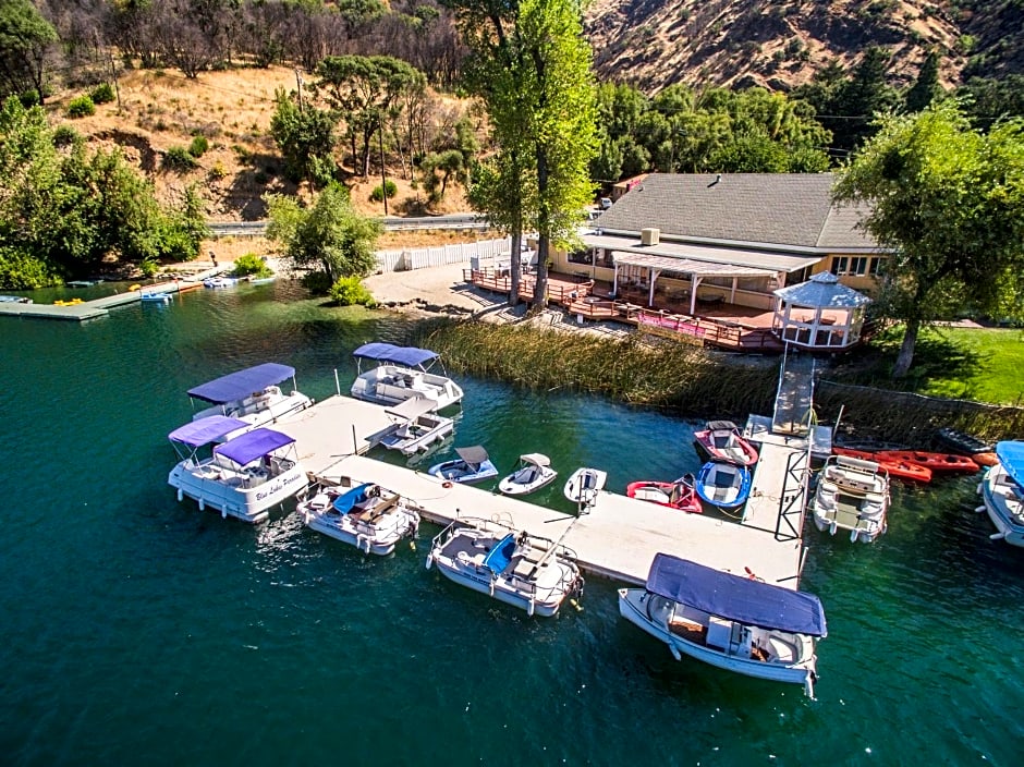 The Lodge at Blue Lakes