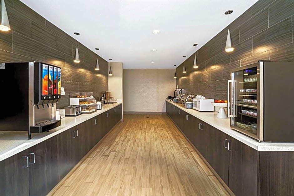 La Quinta Inn & Suites by Wyndham Tuscaloosa - McFarland