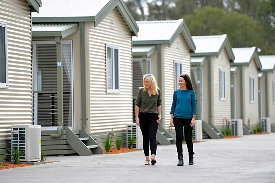 Riverside Cabin Park