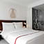 Ruby Claire Hotel Geneva Rooms