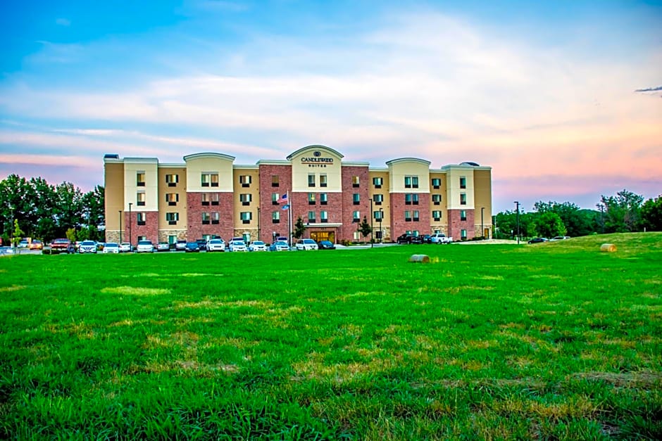 Candlewood Suites Overland Park By IHG
