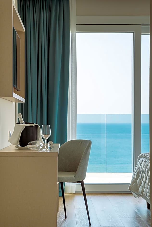 Hotel Galassia Suites & Spa