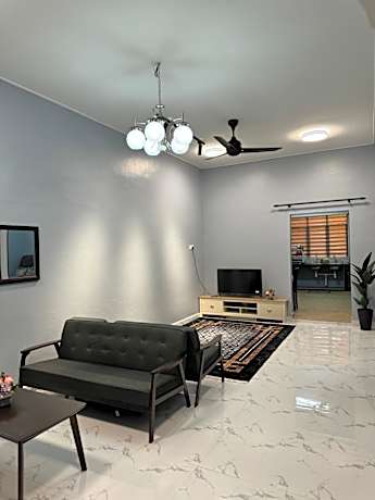 Homestay De Acacia Rumah Melati