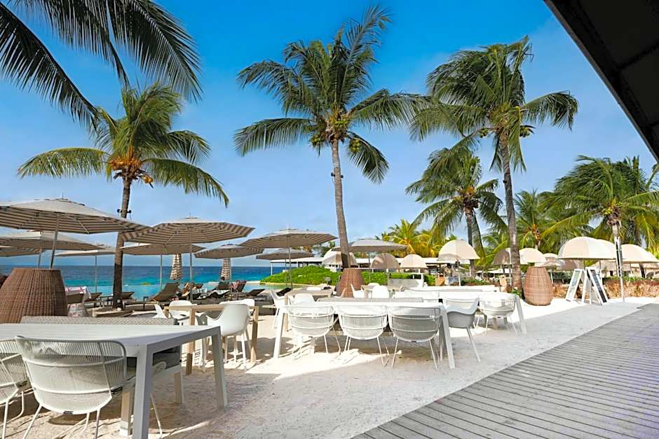 Papagayo Beach Hotel