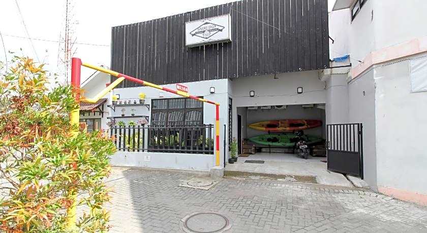 RedDoorz near Graha Saba UGM