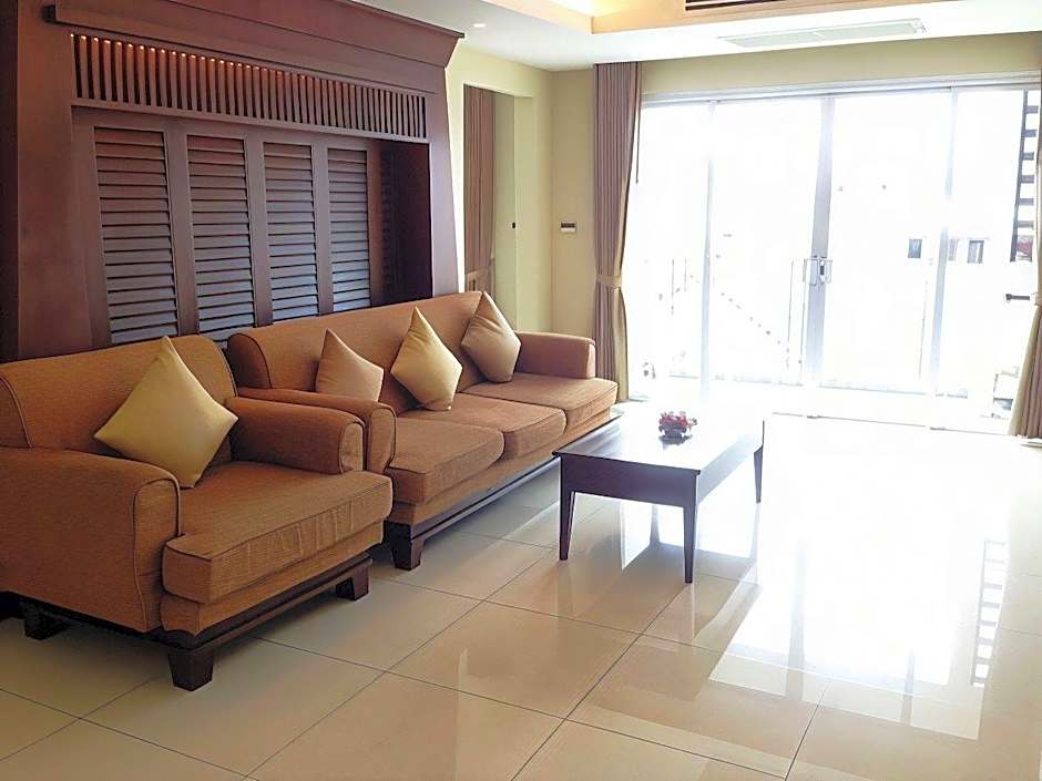 August Suites