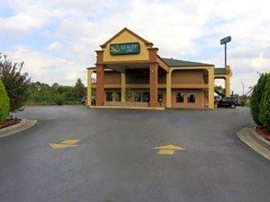 Quality Inn Adairsville