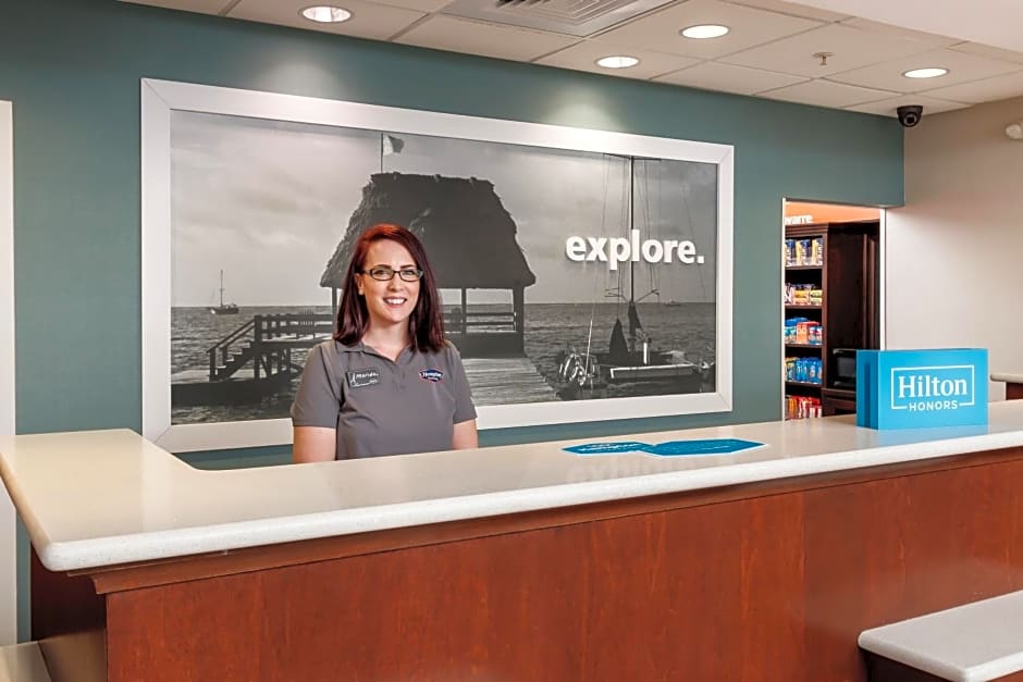 Hampton Inn & Suites Navarre