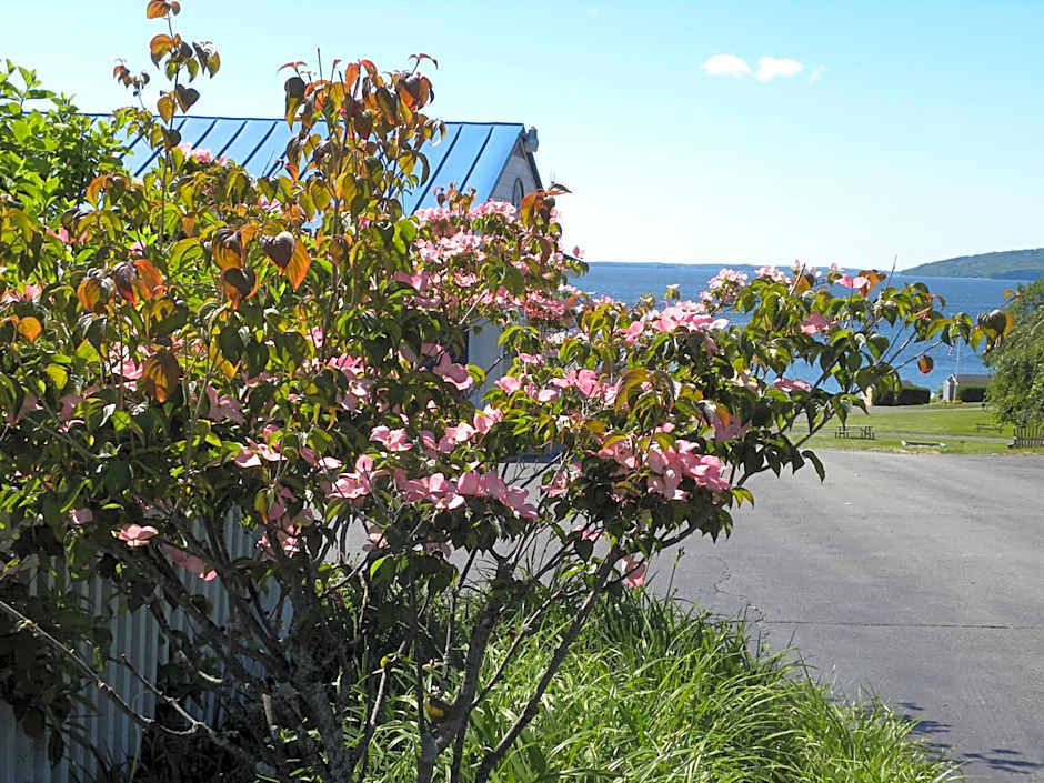 Colonial Gables Oceanfront Village