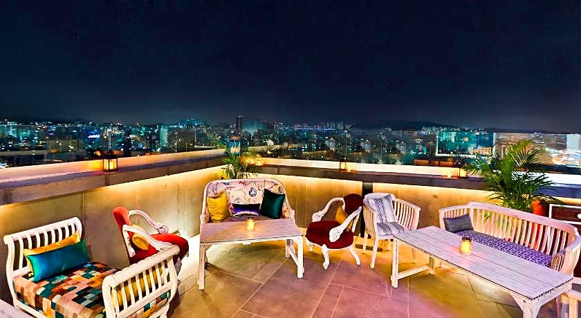 T24 Residency Mumbai International Airport Hotel