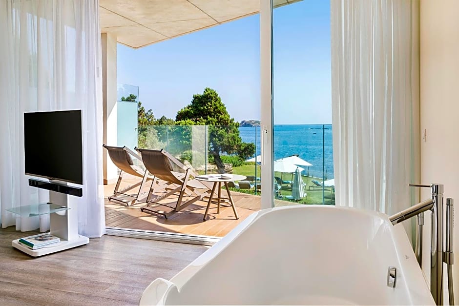ME Ibiza - Leading Hotels of the World