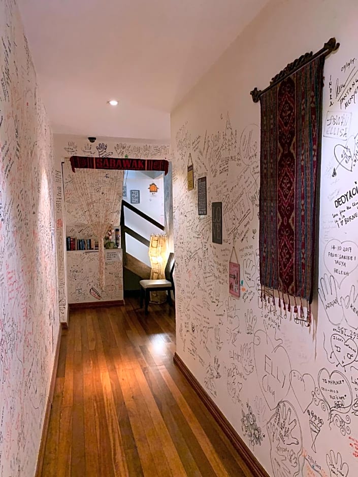 My Place Hotel & Lodge