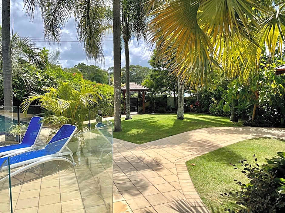 Burleigh Palms Holiday Apartments